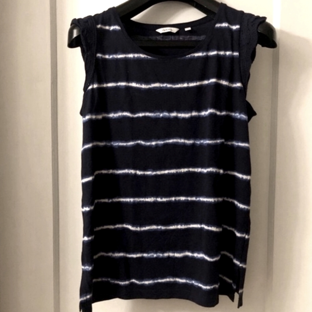 Reitmans size small dark blue cap sleeve tanktop